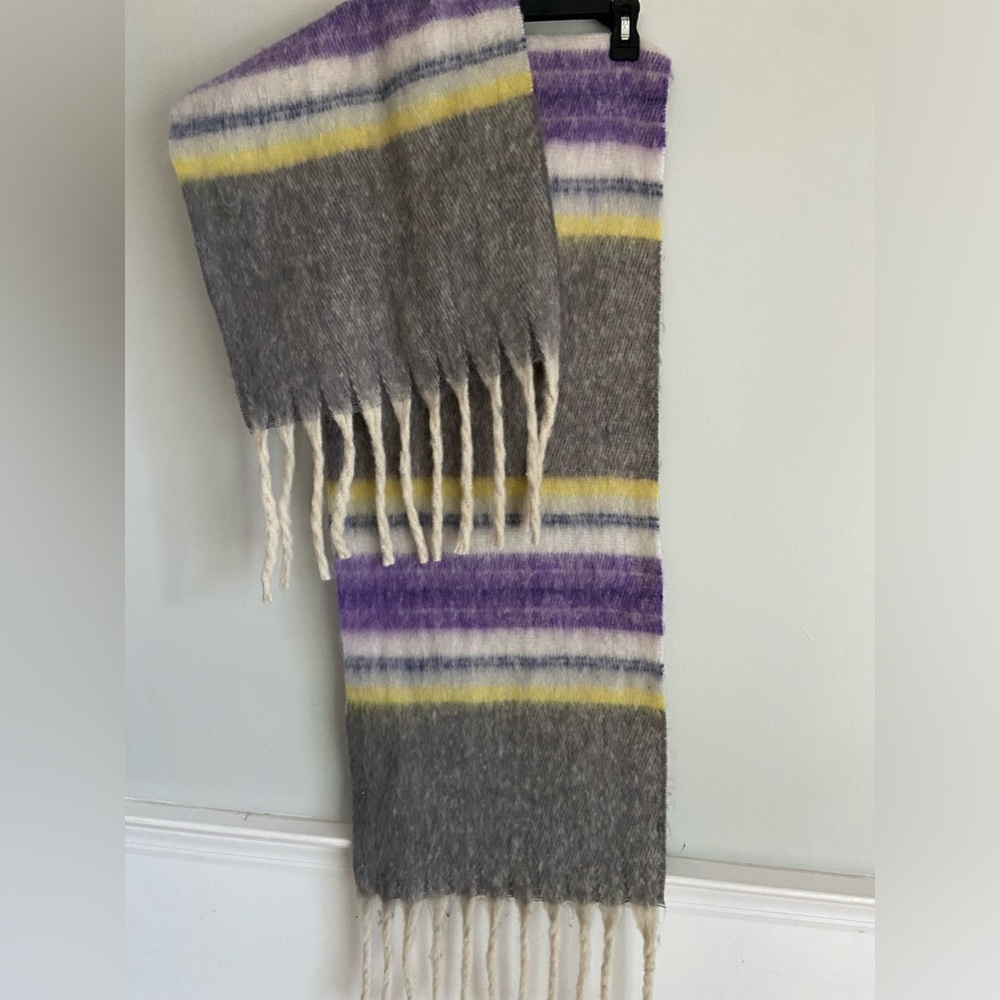 Beautiful Big Blanket Scarf Grey/purple/White/Yellow Wrap up soft and cozy!